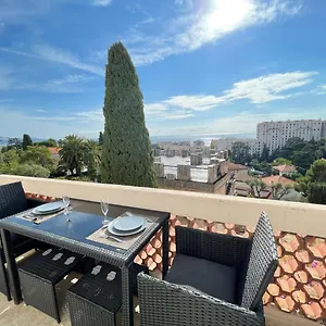  Apartment Renting - Cambrai - Luxurious Sea View Terrasse - King Bed - Parking - Ac - Fully Equipped
